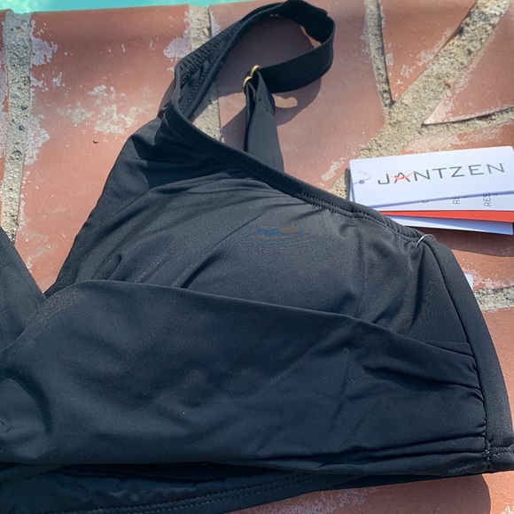 💖💖 Jantzen Women’s Surplice Underwire Beachwear Swim Top Separates NWT - Picture 3 of 8